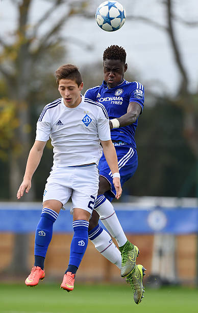 据法国多家 据法国多家