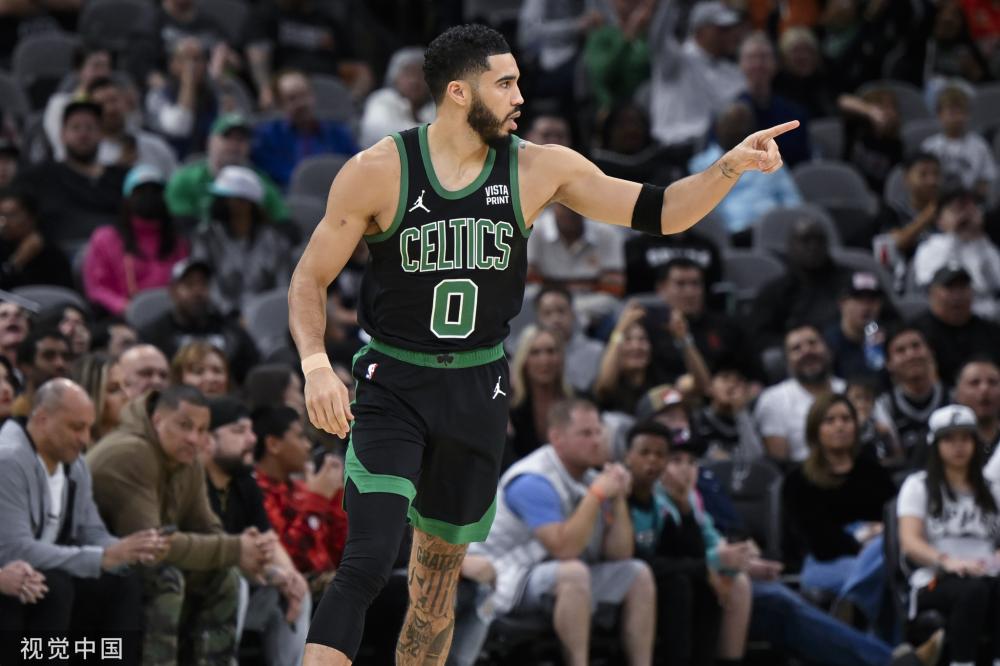 他在人们心 他在人们心